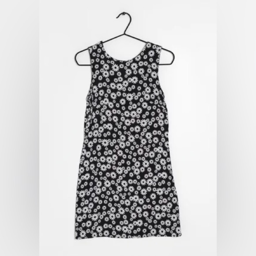 Mango Black and White Sleeveless Mini Dress Crew Neck Floral Daisy sz Small